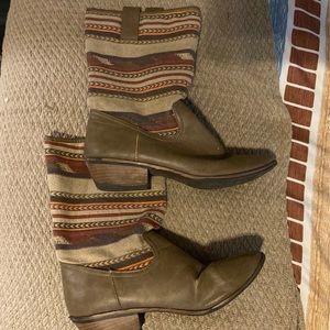 Women’s Aztec boots